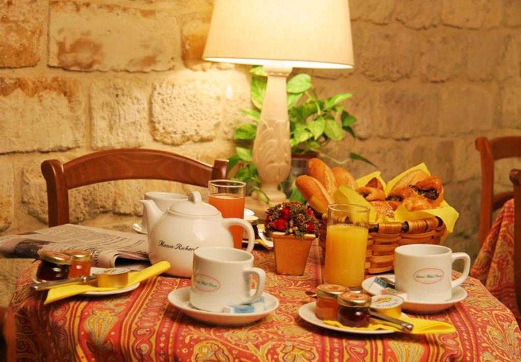 Hotel Le Lapin Blanc Париж Екстер'єр фото